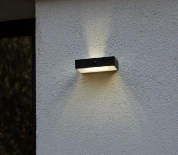 Lutec Fadi Solar udendørs væglampe m/solceller og sensor - Mat sort