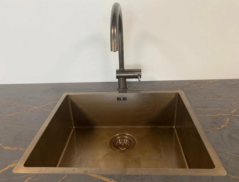 Lavabo Kubus 500 Soft køkkenvask - Bruneret messing