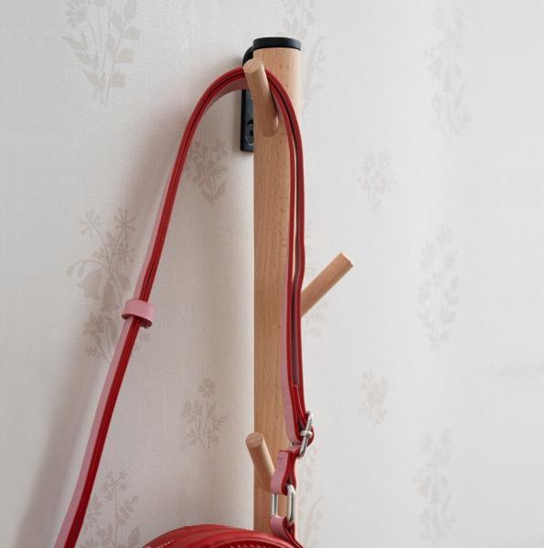 Beslagsboden lodret knager&aelig;kke m/5 knager - Tr&aelig;/mat sort