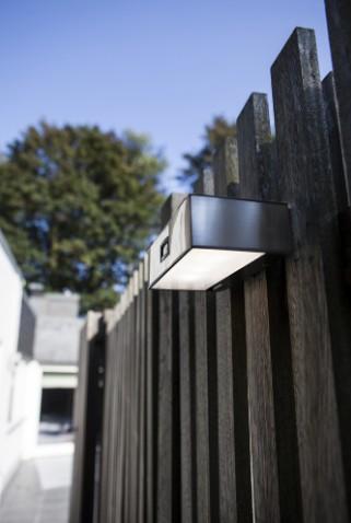 Lutec Brick Solar udendørs væglampe m/solceller og sensor - Rustfrit stål