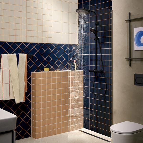 hansgrohe Activera S 240 Showerpipe 1jet m/Ecosmart og Ecostat Fine Varia - Mat sort