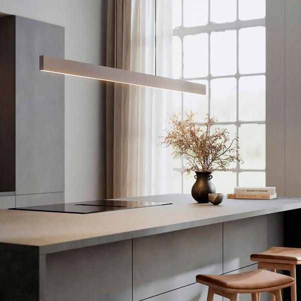 Cassøe Linea lineær pendellampe 180 cm - Mat bronze