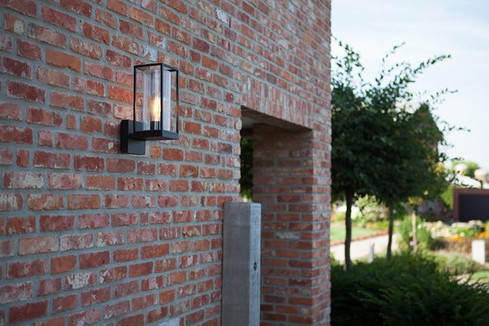 Lutec Tradition Flair 1 udendørslampe til væg - Mat sort