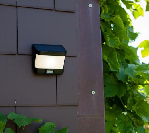 Lutec Try Solar udendørs væglampe m/solceller og sensor - Mat sort