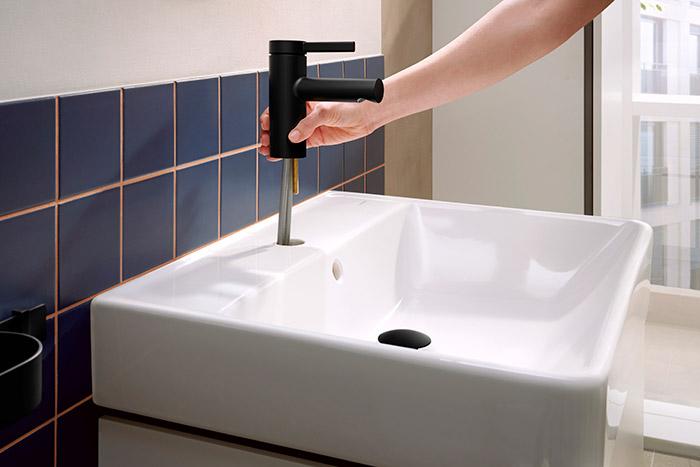 hansgrohe Zesis S håndvaskarmatur 100 CoolStart m/løft-op bundventil - Mat sort